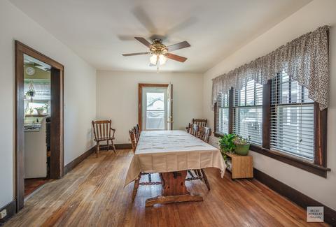 542 Bangs St, Aurora, IL 60505 photo 6