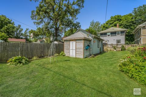 542 Bangs St, Aurora, IL 60505 photo 18
