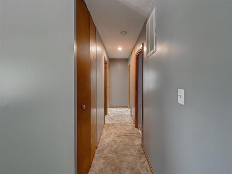813 E Macarthur Ave, Bloomington, IL 61701 photo 18