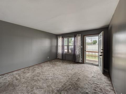 813 E Macarthur Ave, Bloomington, IL 61701 photo 8