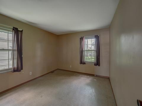 813 E Macarthur Ave, Bloomington, IL 61701 photo 16