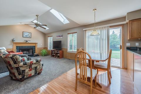 2429 Smithfield Ct, Aurora, IL 60503 photo 10