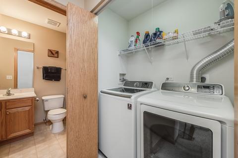 2429 Smithfield Ct, Aurora, IL 60503 photo 17