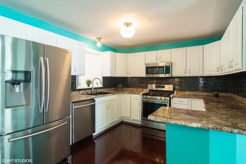225 Payson St, Hoffman Estates, IL 60169 photo 3