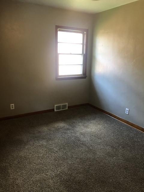 317 E Sunset Pl, Dekalb, IL 60115 photo 5