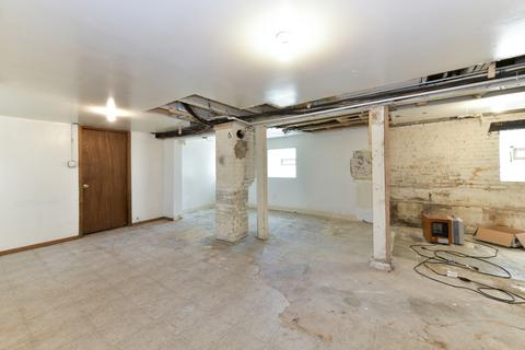 2945 N Ridgeway Ave, Chicago, IL 60618 photo 7