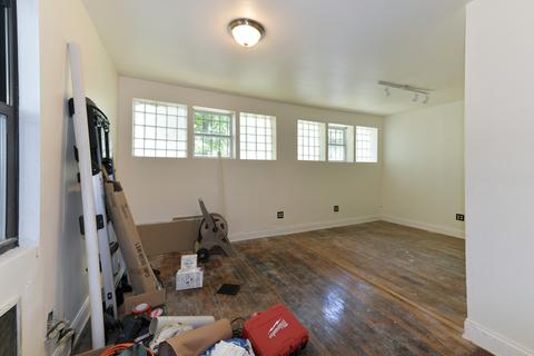 2945 N Ridgeway Ave, Chicago, IL 60618 photo 12