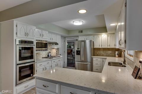 741 Becker Rd, Glenview, IL 60025 photo 5