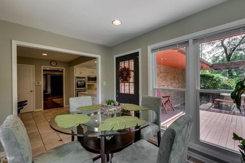 741 Becker Rd, Glenview, IL 60025 photo 9