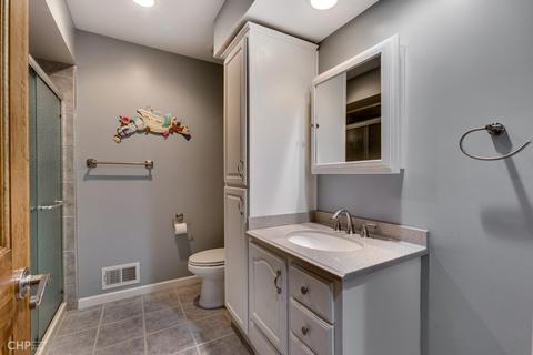 741 Becker Rd, Glenview, IL 60025 photo 29