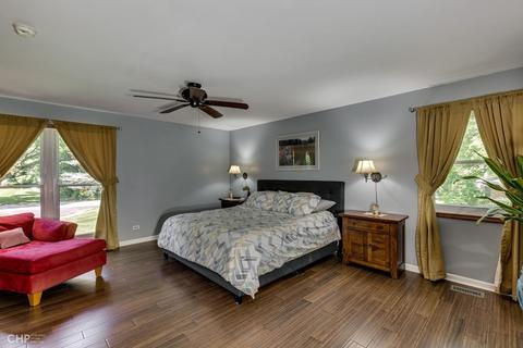 741 Becker Rd, Glenview, IL 60025 photo 17