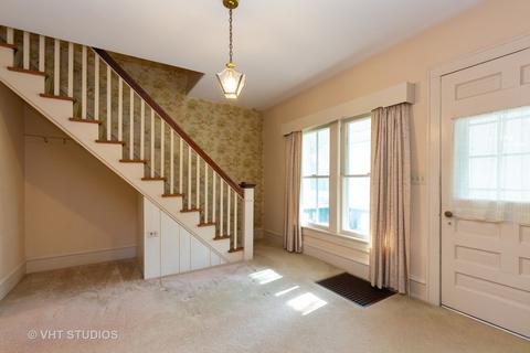8 N108 Stevens Rd, Elgin, IL 60124 photo 7