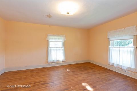 8 N108 Stevens Rd, Elgin, IL 60124 photo 14