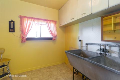 8 N108 Stevens Rd, Elgin, IL 60124 photo 17
