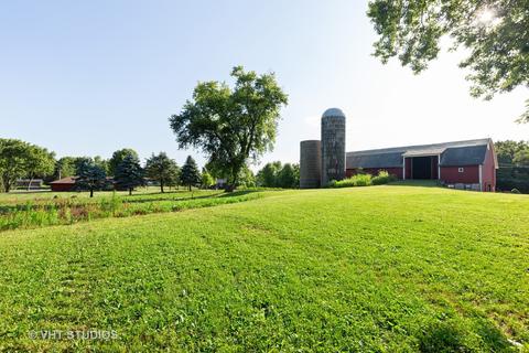 8 N108 Stevens Rd, Elgin, IL 60124 photo 20