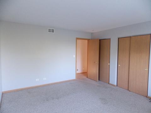 825 Casey Ln, Harvard, IL 60033 photo 8