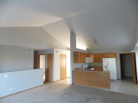 825 Casey Ln, Harvard, IL 60033 photo 3