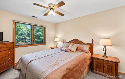 847 Kent Cir, Bartlett, IL 60103 photo 34