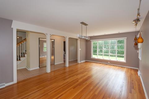 10 Pine St, Deerfield, IL 60015 photo 5