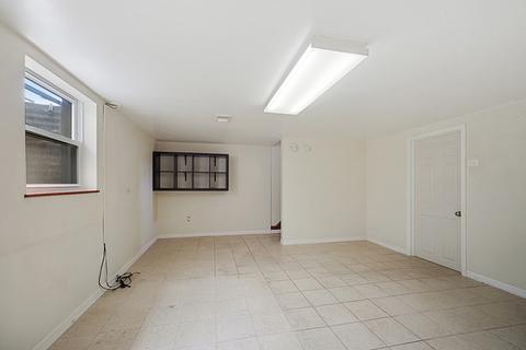 637 Maple Ct, Mount Prospect, IL 60056 photo 12