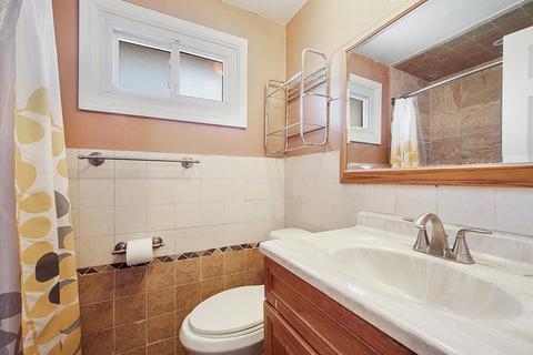 637 Maple Ct, Mount Prospect, IL 60056 photo 11