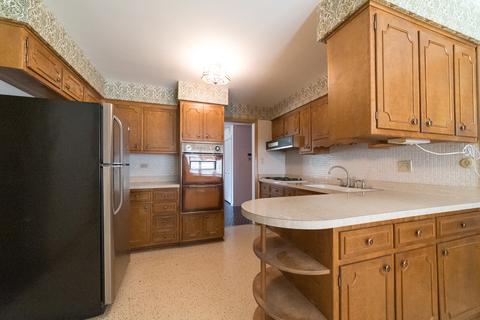 17263 William St, Lansing, IL 60438 photo 6