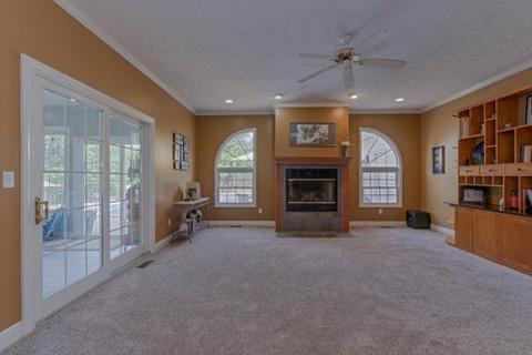 1301 Crown Ct, Bloomington, IL 61704 photo 42
