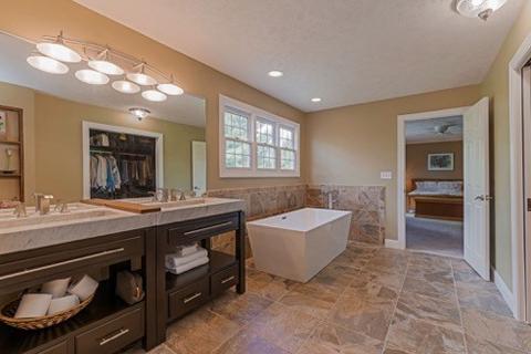 1301 Crown Ct, Bloomington, IL 61704 photo 15