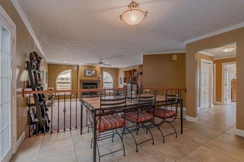 1301 Crown Ct, Bloomington, IL 61704 photo 10