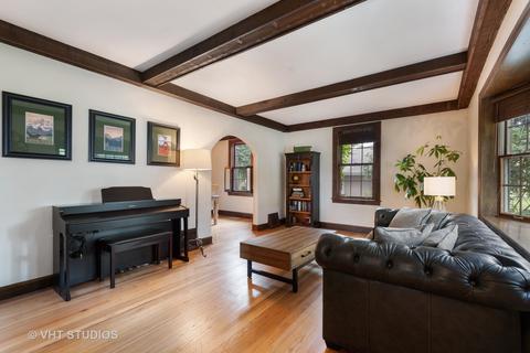 517 S Summit St, Wheaton, IL 60187 photo 4