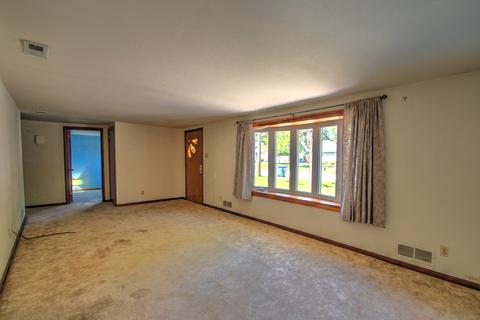 3537 Ashland Ave, Steger, IL 60475 photo 4