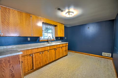 3537 Ashland Ave, Steger, IL 60475 photo 5