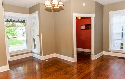 611 E 2nd St, Dixon, IL 61021 photo 4