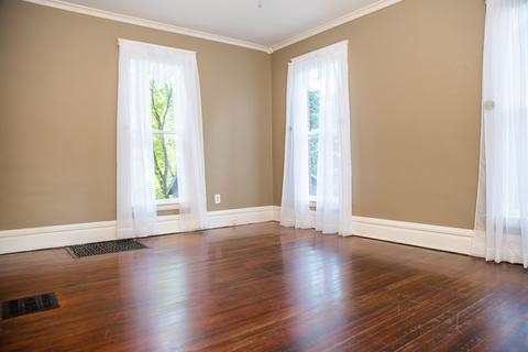 611 E 2nd St, Dixon, IL 61021 photo 9