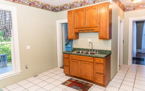 611 E 2nd St, Dixon, IL 61021 photo 10