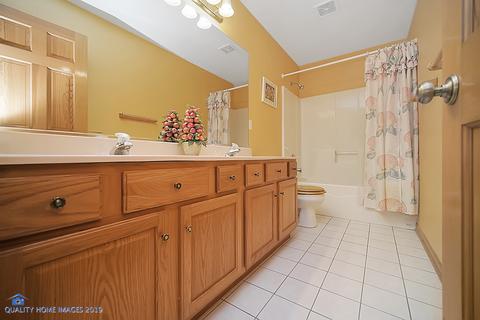1940 Gardner Cir E, Aurora, IL 60503 photo 18