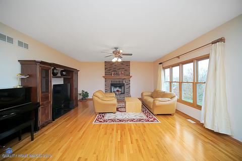 1940 Gardner Cir E, Aurora, IL 60503 photo 6