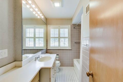 906 Windsor Rd, Glenview, IL 60025 photo 16