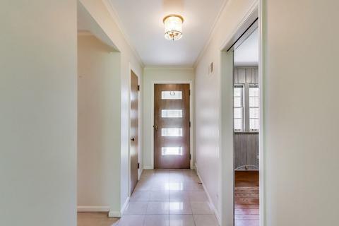 906 Windsor Rd, Glenview, IL 60025 photo 3