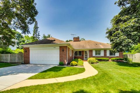 906 Windsor Rd, Glenview, IL 60025 photo 1