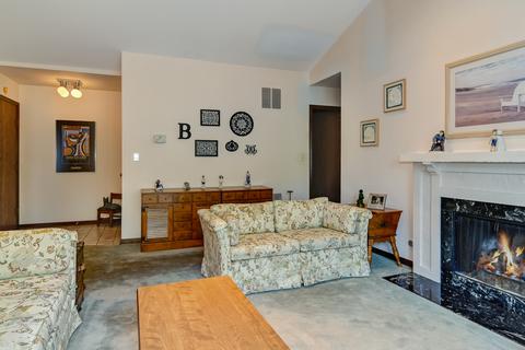 220 Windsor Ln #C, Willowbrook, IL 60527 photo 12