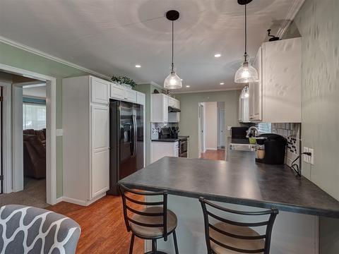 201 Crescent St, Colfax, IL 61728 photo 11