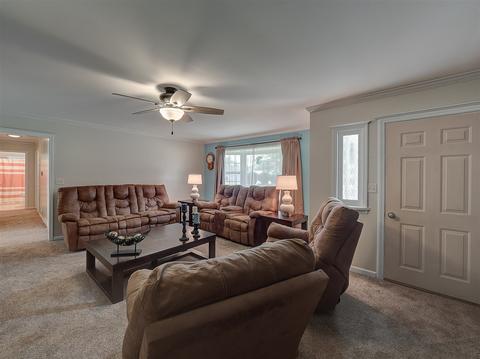 201 Crescent St, Colfax, IL 61728 photo 5