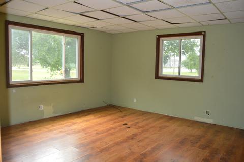 1065 E Route 6, Morris, IL 60450 photo 8