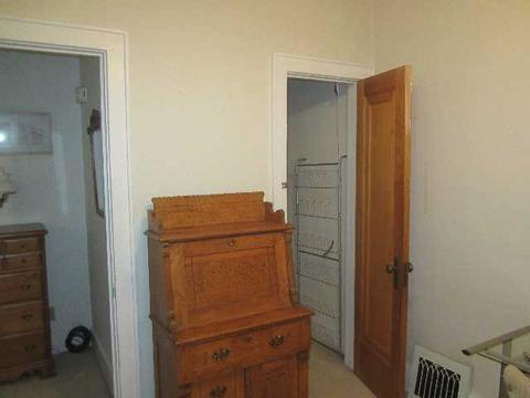 118 E Adams Ave, Watseka, IL 60970 photo 9