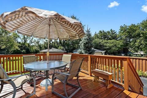 447 Loudon Rd, Riverside, IL 60546 photo 28