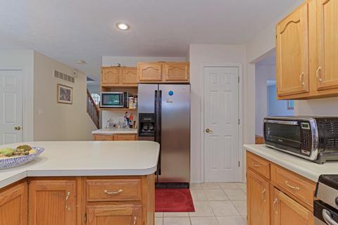 2 Scenic, Bloomington, IL 61701 photo 12