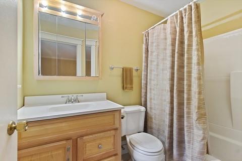 1870 W Scully Rd, Dwight, IL 60420 photo 16