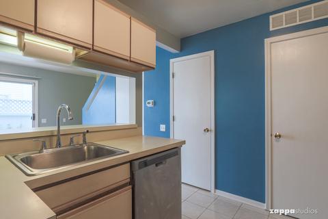 443 Benjamin Franklin Ct, Aurora, IL 60504 photo 13