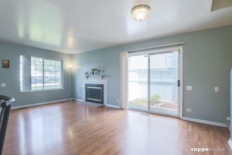 443 Benjamin Franklin Ct, Aurora, IL 60504 photo 5